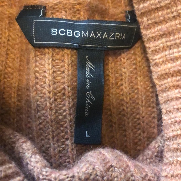 BCBGMAXAZRIA Sweater Dress with Arm Tassels Size Large - Picture 10 of 11